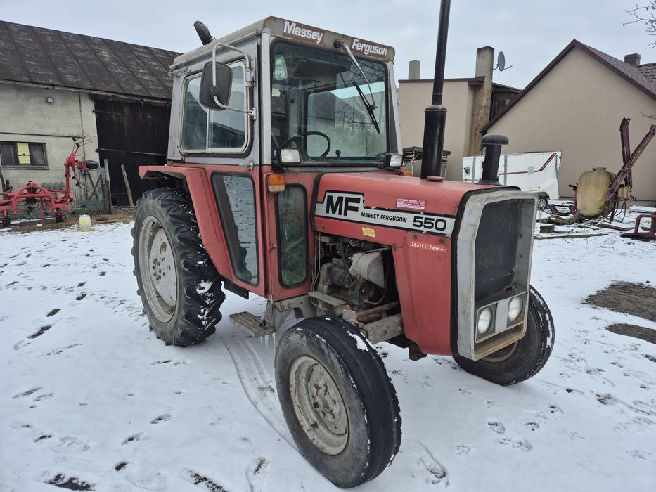 Massey Ferguson 550,  255