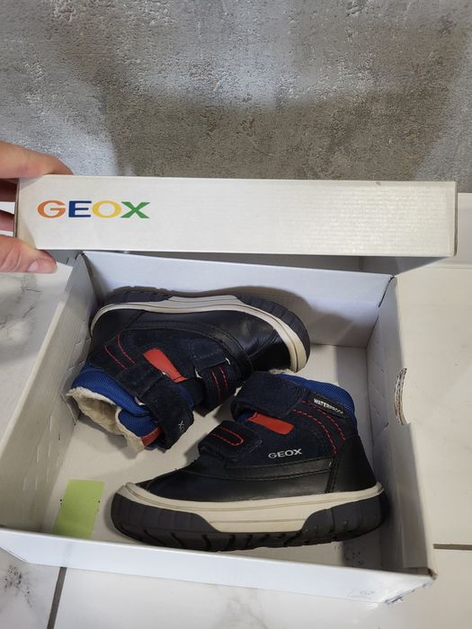 Продам черевики Geox весна/осінь