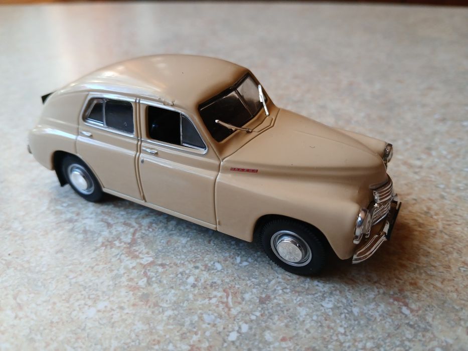 Modele Legendy PRL- Warszawy