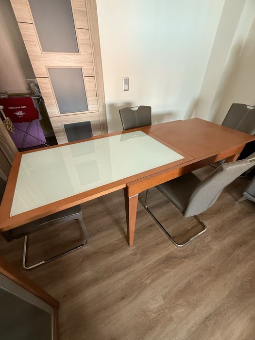 Mesa sala e cadeiras