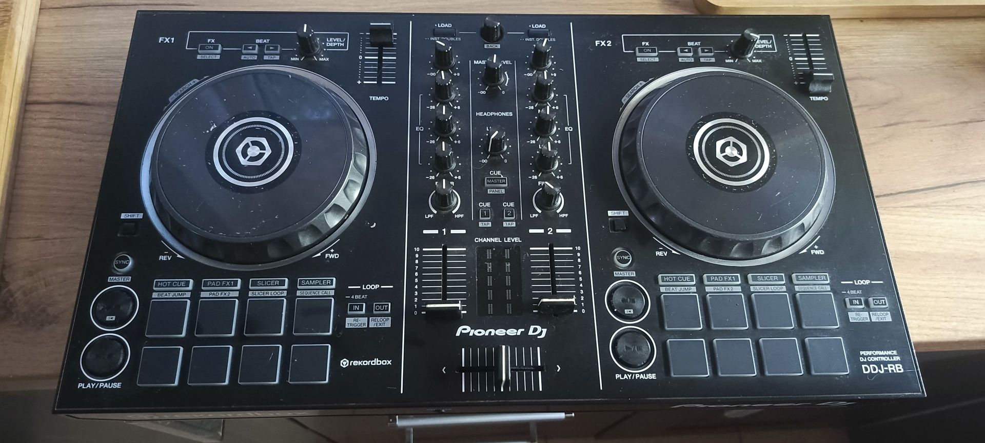 Sprzedam  Pioneer DDJ RB