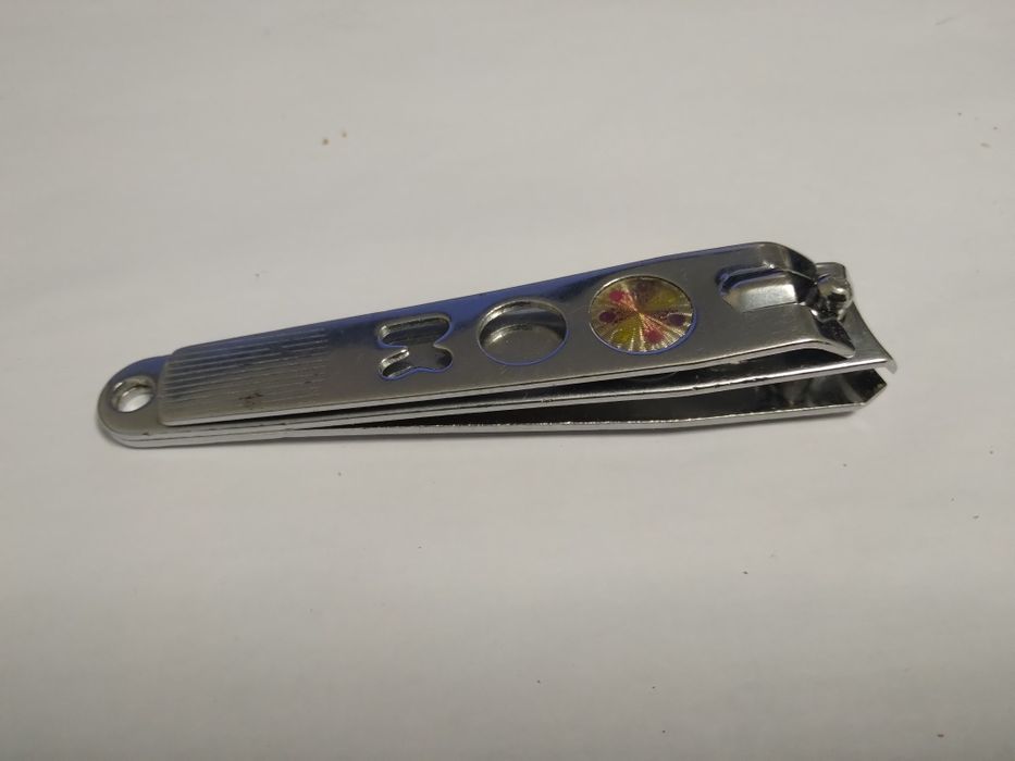 Stary obcinacz do paznokcji