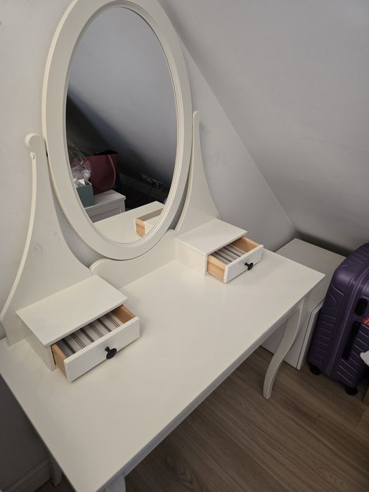 Toaletka Hemnes 100/50 z krzesłem