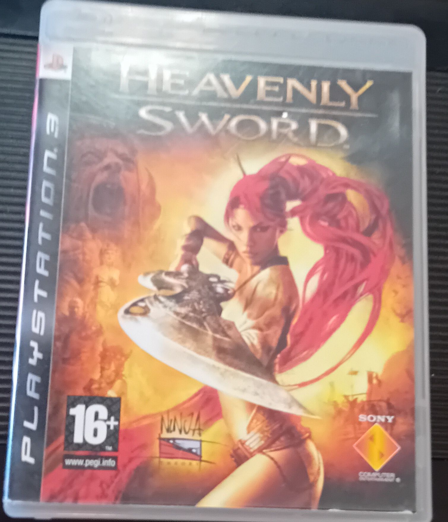 Vendo ps3 com jogos