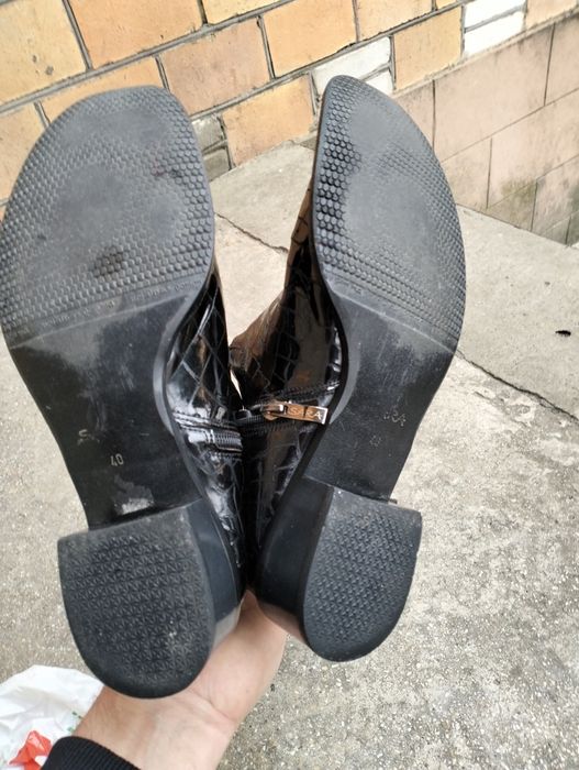 Жіночі шкіряні сапожки