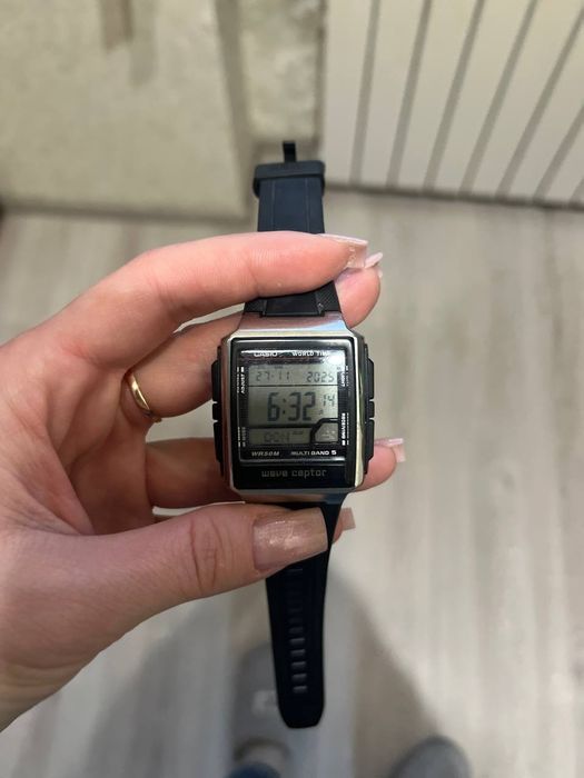 Годинник часы CASIO WV-59E