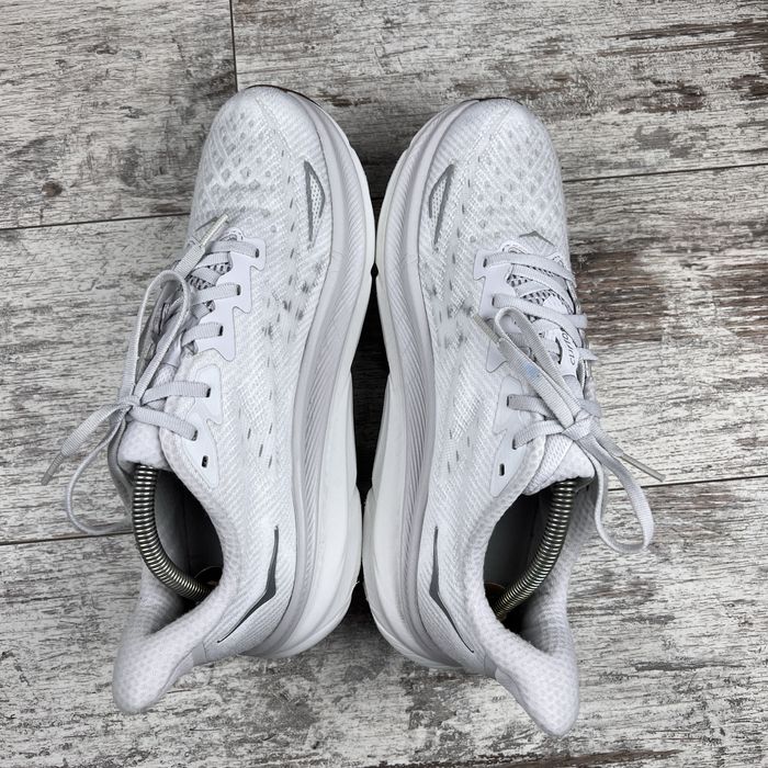 Кросівки Hoka Clifton 9 1127896 розмір 44 оригінал
