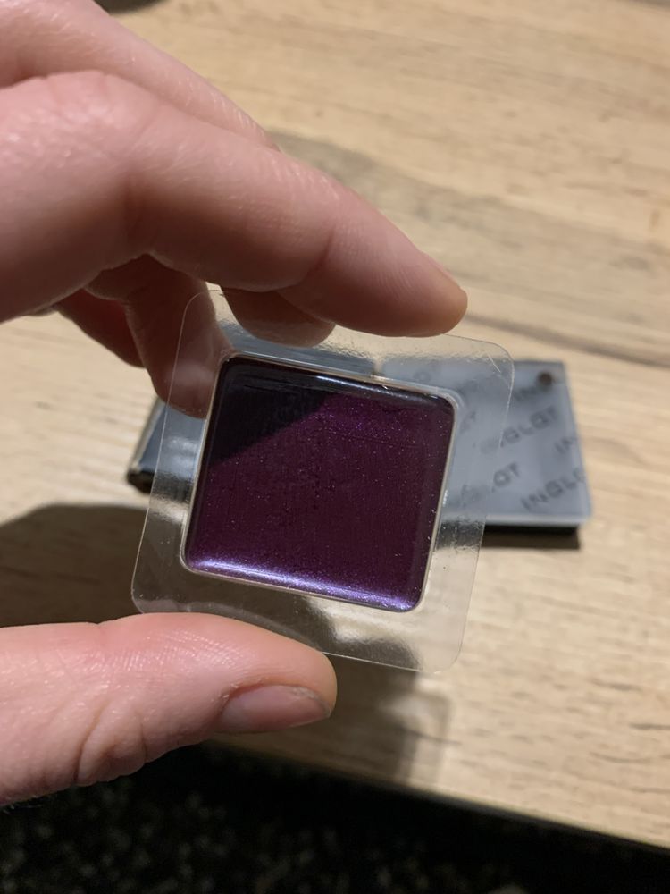 inglot pomadka fioletowa sliwkowa palette wymienna magnetyczna