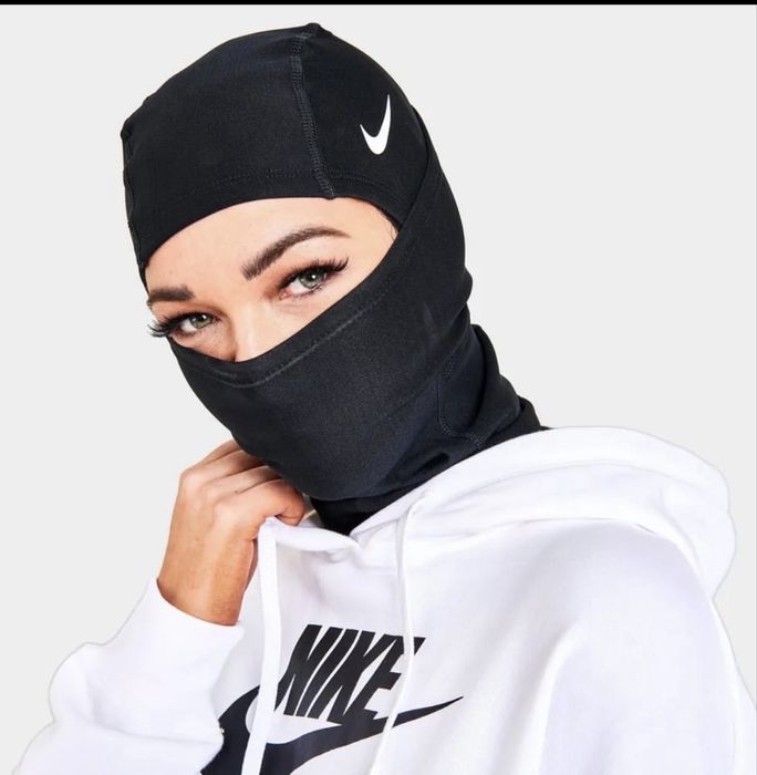 Балаклава Nike Hyperwarm