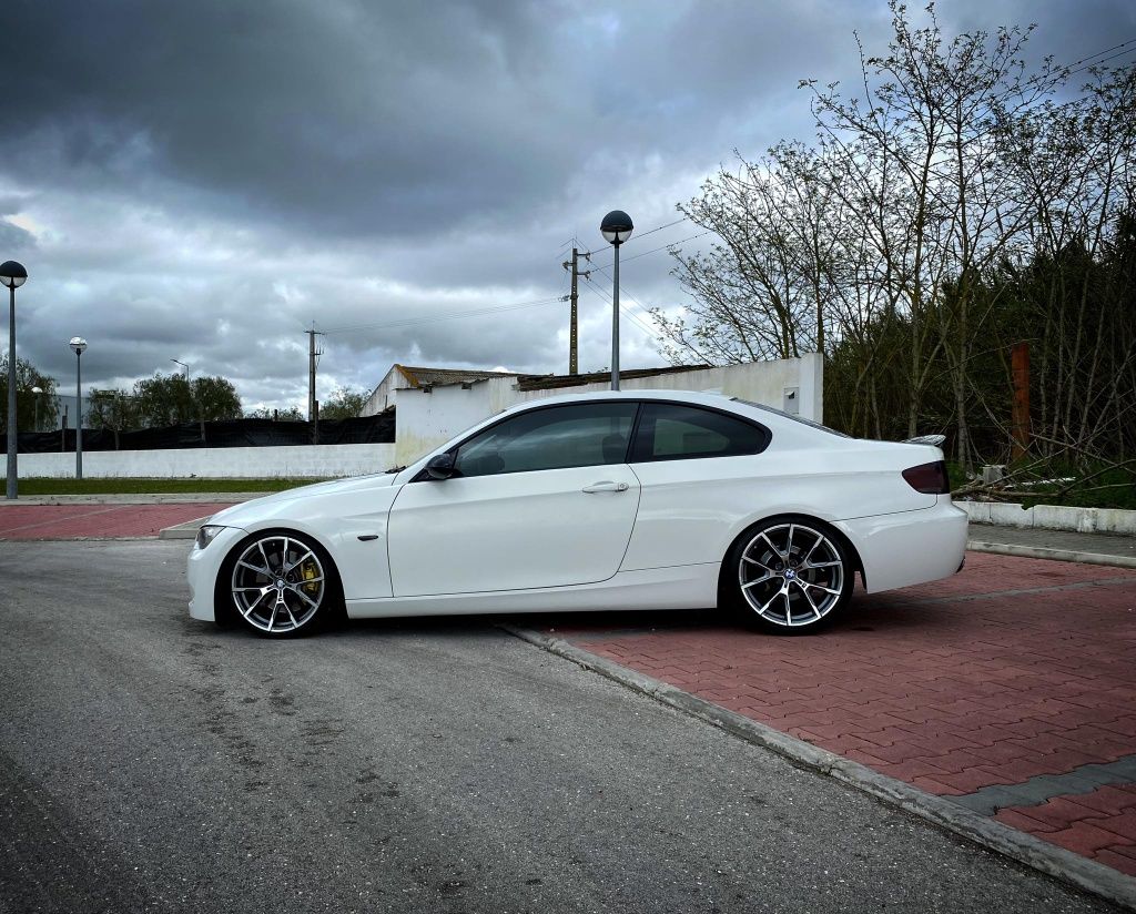 BMW 320D E92 Coupé "Pack-M"