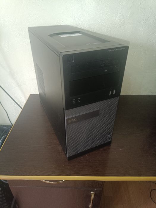 Комп'ютер для ігор та роботи