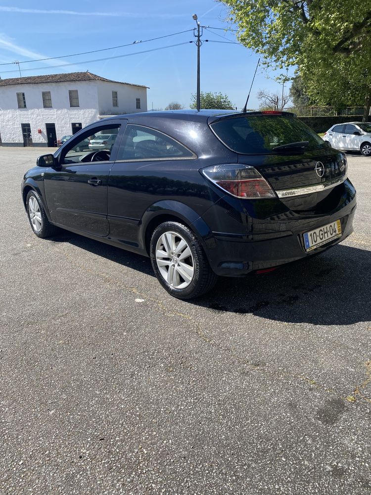 Opel astra gtc 1.3
