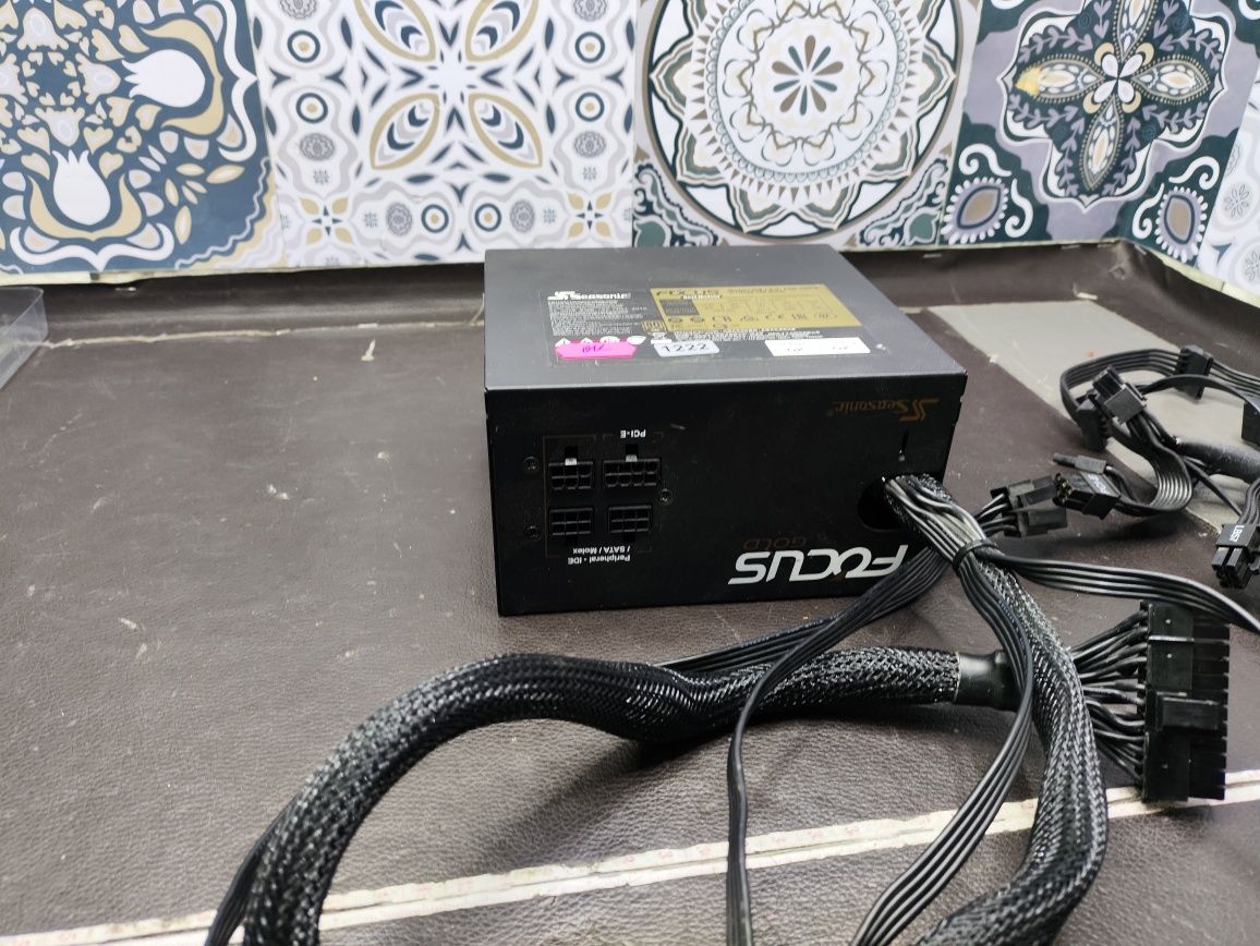 Блок живлення Seasonic Focus Gold SSR-450FM 450W