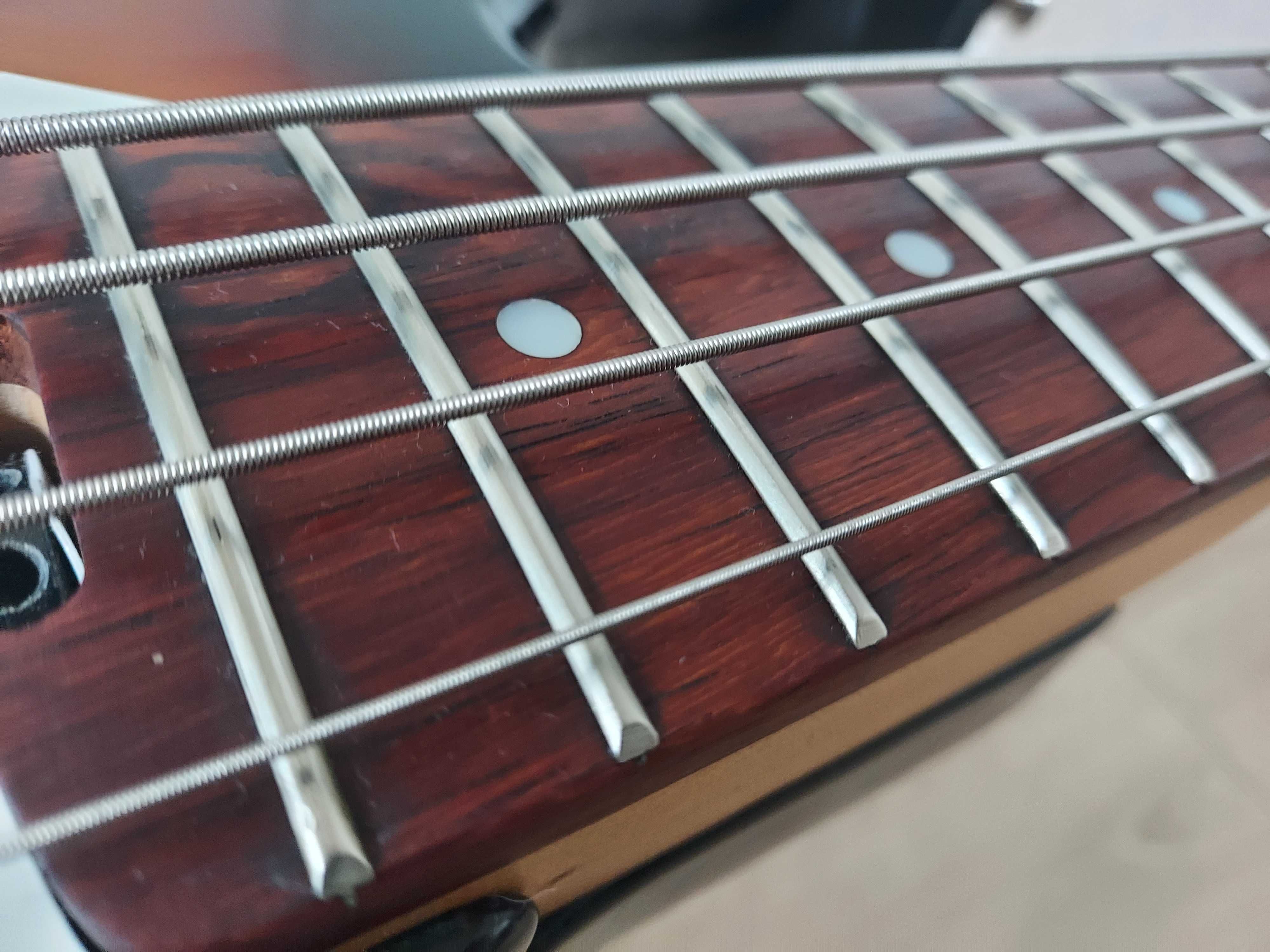 Peavey Milestone 3 Gitara Basowa Bas Basówka BDB Stan i Brzmienie