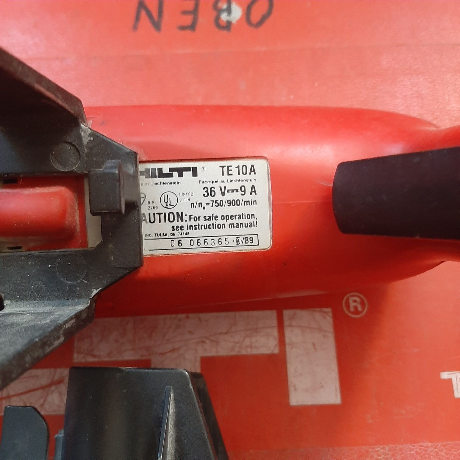 Młotowiertarka Hilti Makita aku zestaw