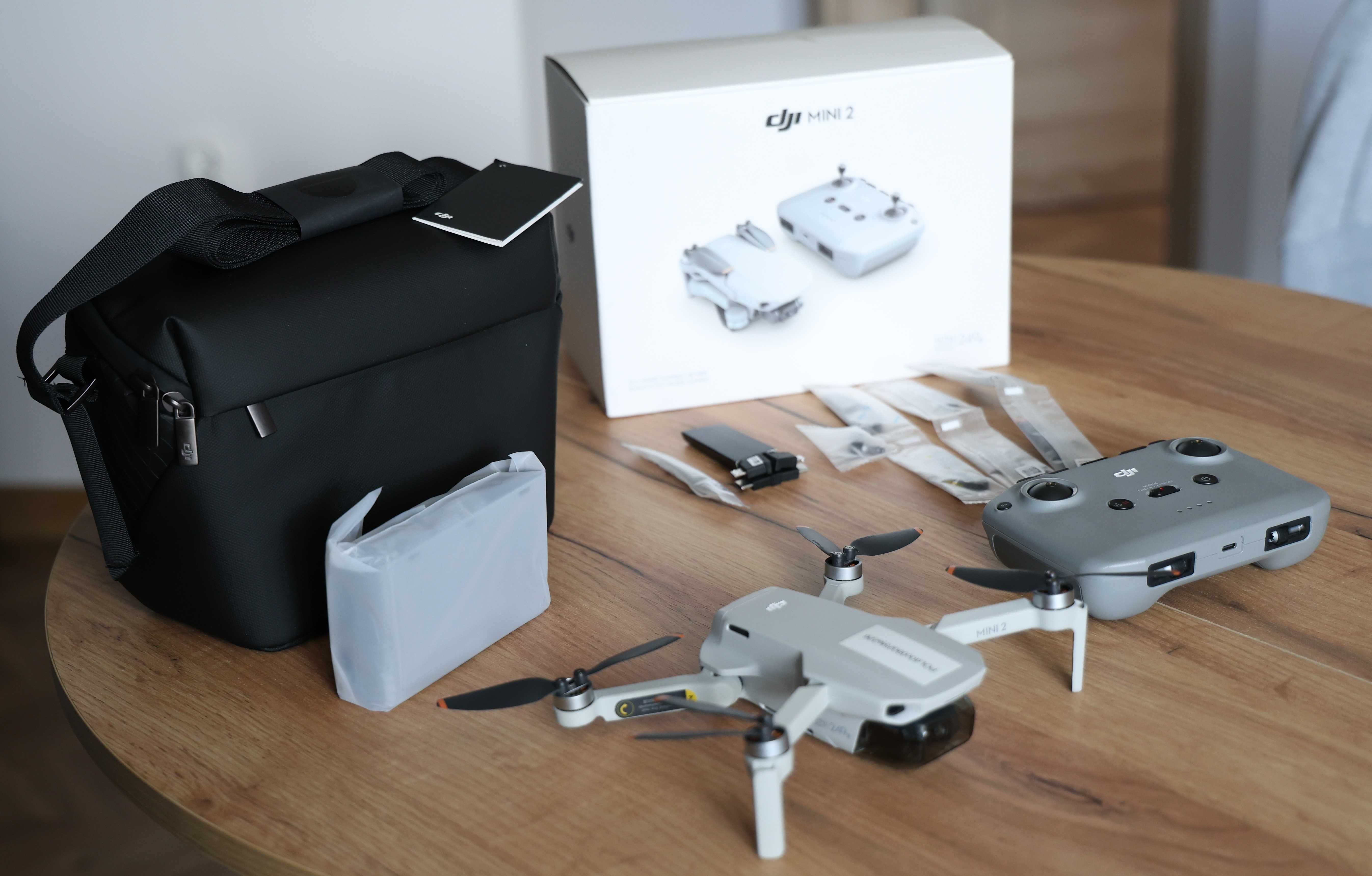 DJI Dron Mini 2 Fly More Combo (Mavic Mini 2 Fly More Combo)