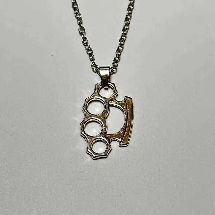 Naszyjnik Kastet Boks MMA Walka Judo Cios Uderzenie Legia