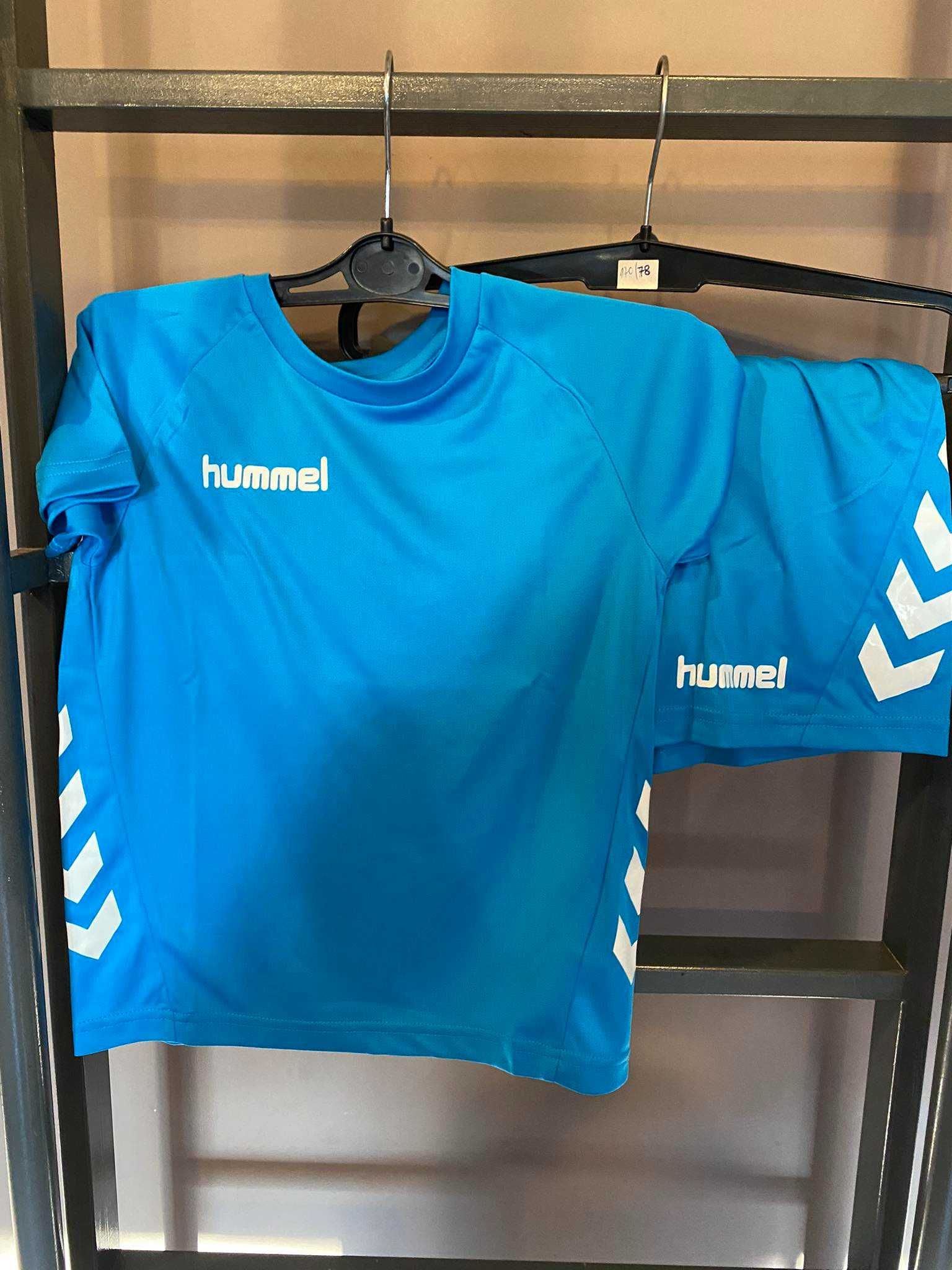 Niebieski Zestaw Sportowy Hummel Koszulka+Spodenki 116
