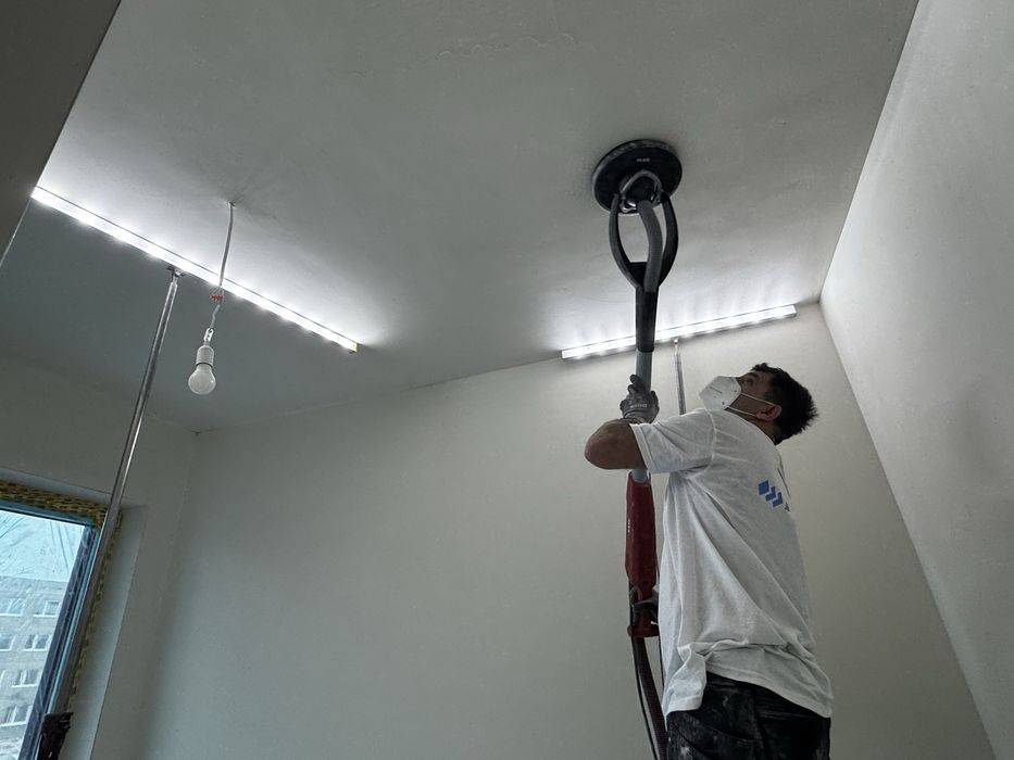 Remont / Szpachlowanie / Malowanie