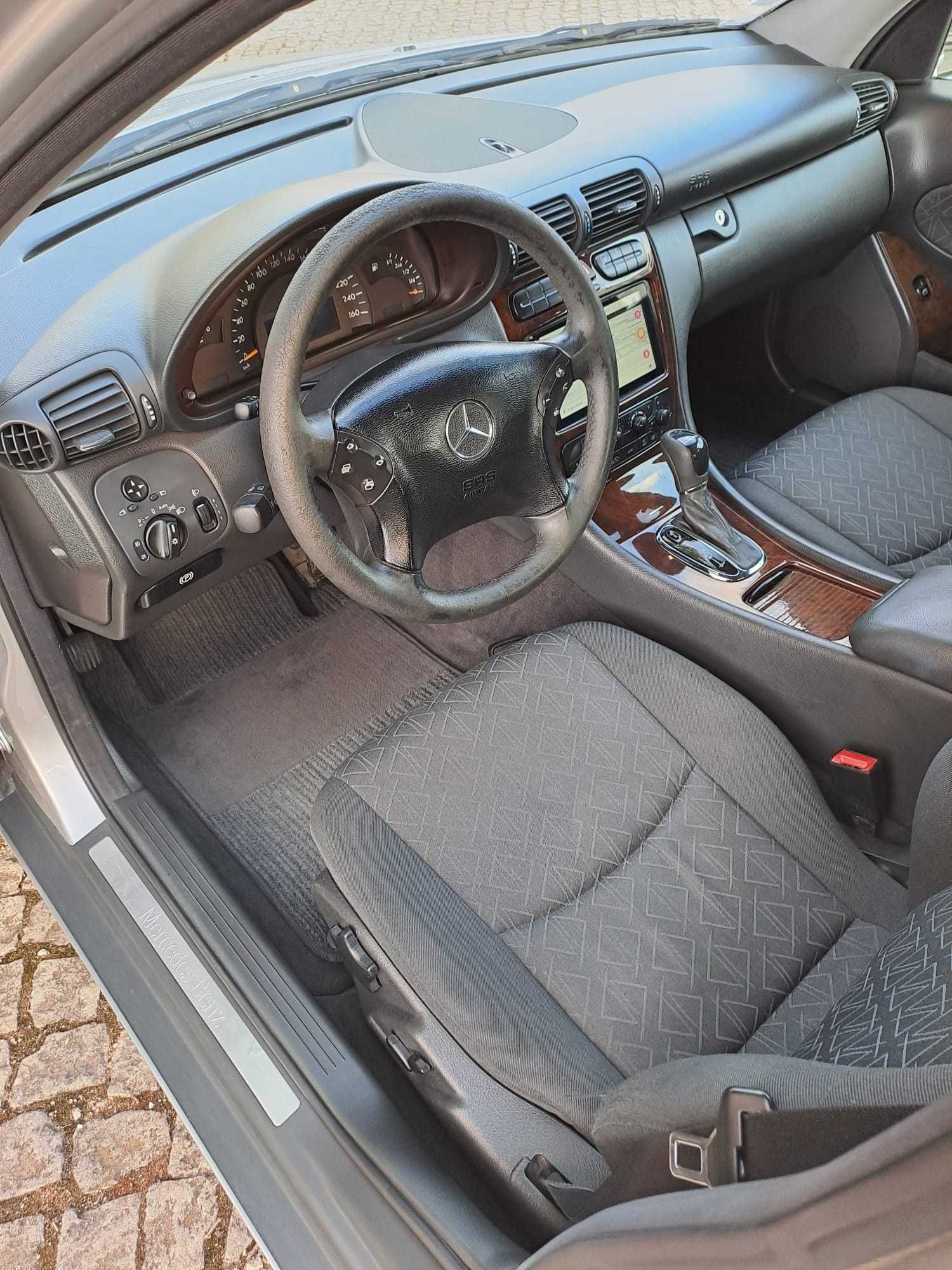 Mercedes C180 Elegance Gasolina/Gpl Automático