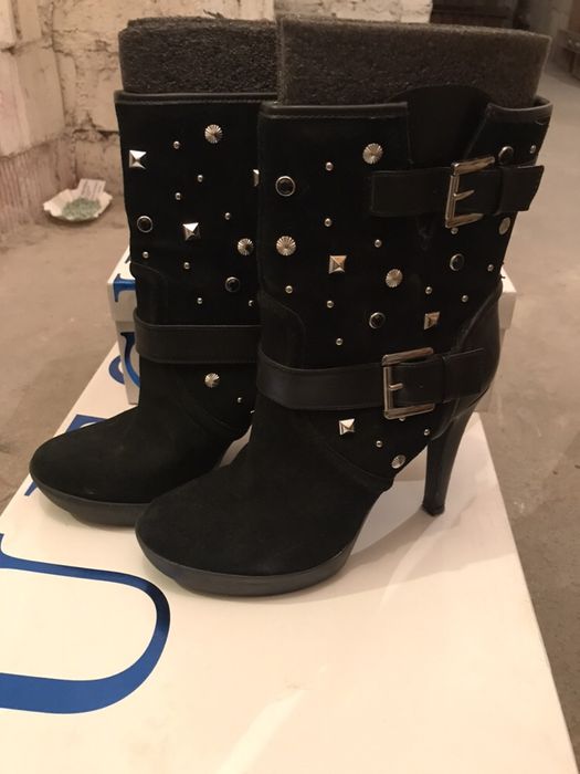 Botki Guess szpilki 39