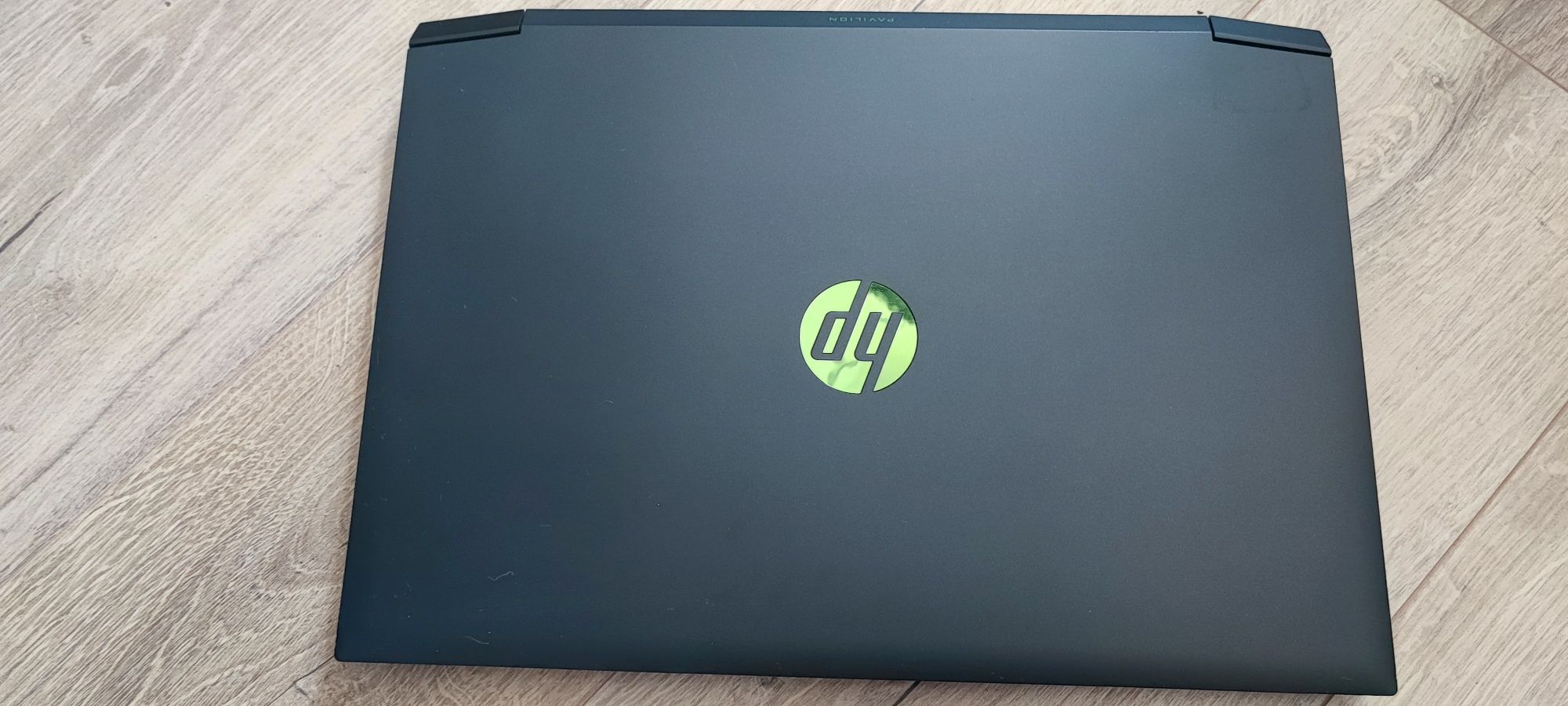 HP pavilion 16,1 i7 1660Ti
