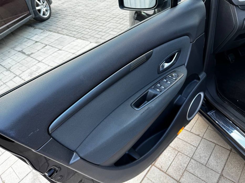 Свежепригнан Renault Grand Scenic 2009г., 1.4 бензин. Обмен, Лизинг