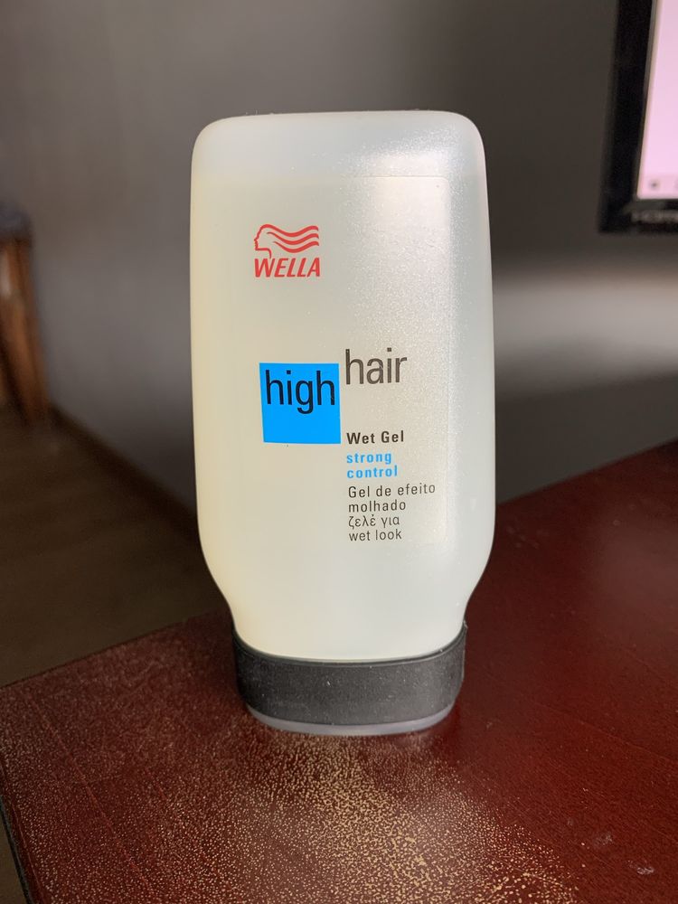 WELLA high hair wet gel.