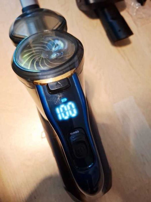 Odkurzacz pionowy Philips 8000 XC8049/01