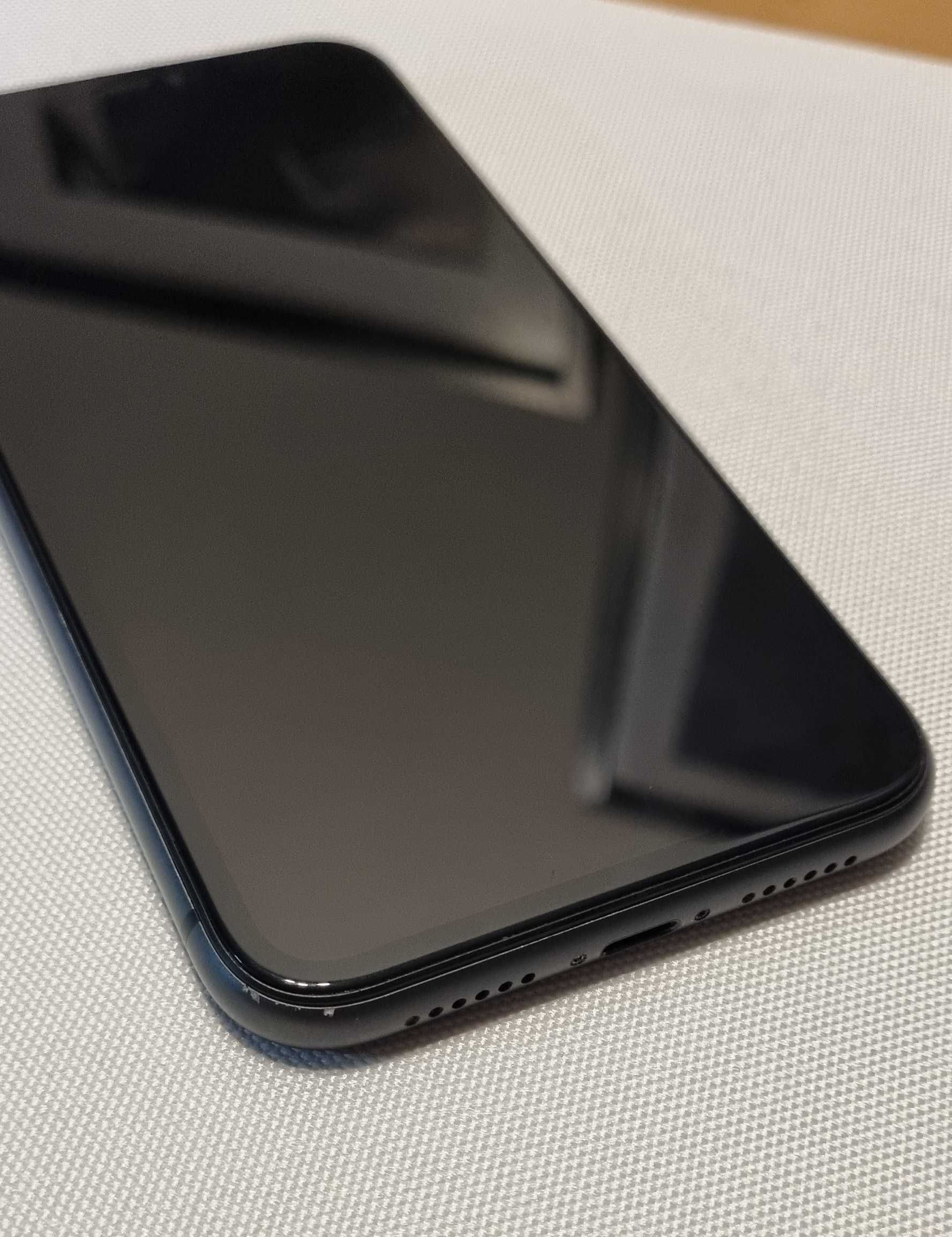 Iphone 11 64GB +  pełen zestaw