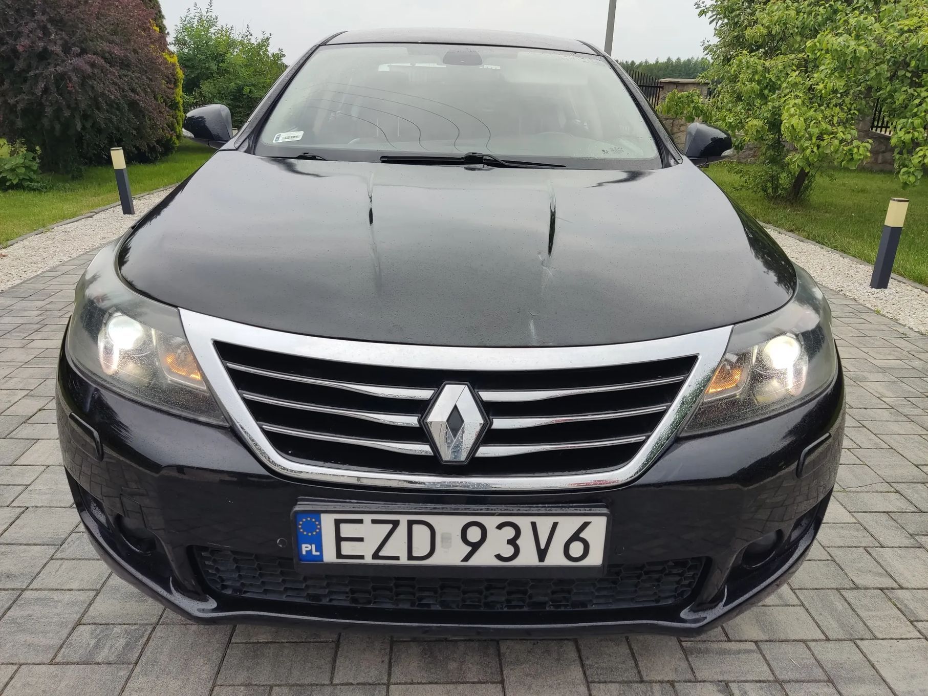 Renault Latitude * Mega bogata wersja * Initiale Paris * Do poprawek lakierniczych ! !