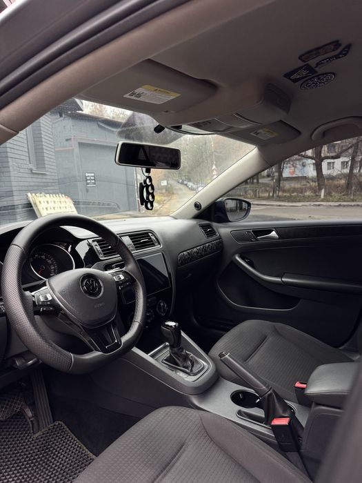 Volkswagen jetta 6. 2014 pik 2.0АТ(115кс)