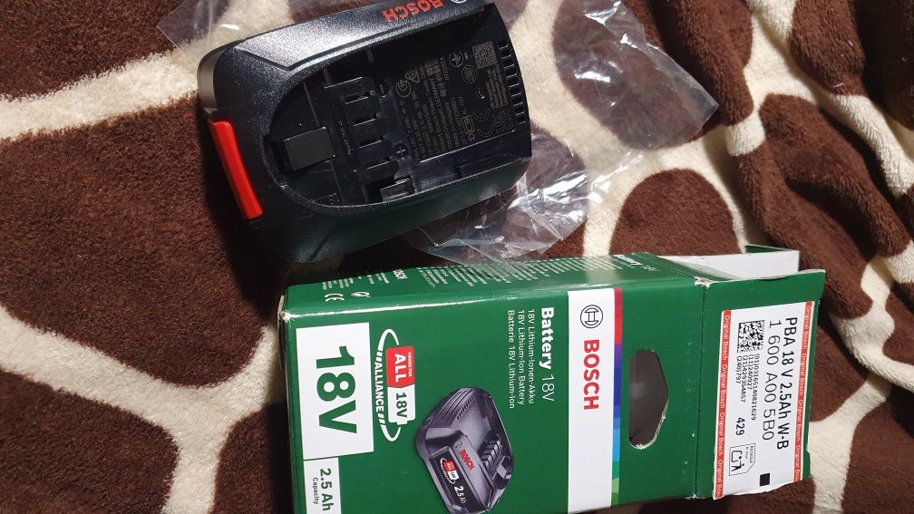 Акумулятор (батарея) Bosch 18v 2.0ah