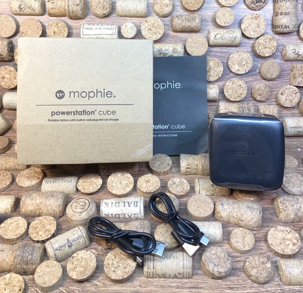 Mophie Powerstation Cube портативный аккумулятор 10000mAh