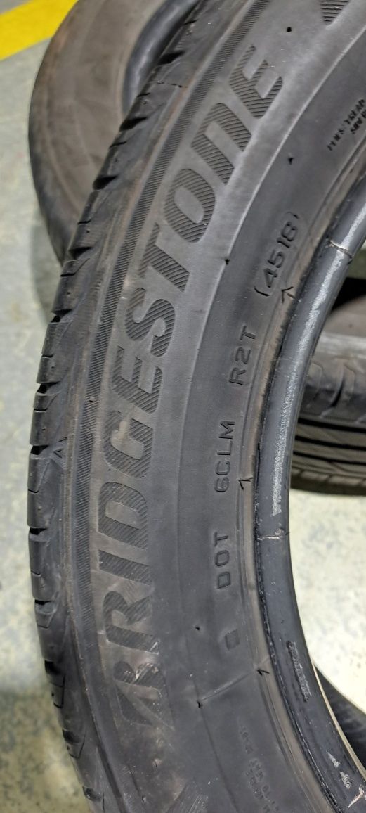Pneus 215 /55/17 varios pneus Bridgestone