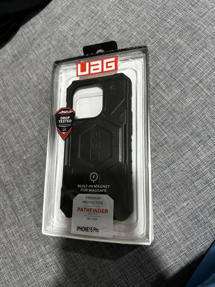 Capa uag para iphone 15 pro resistente