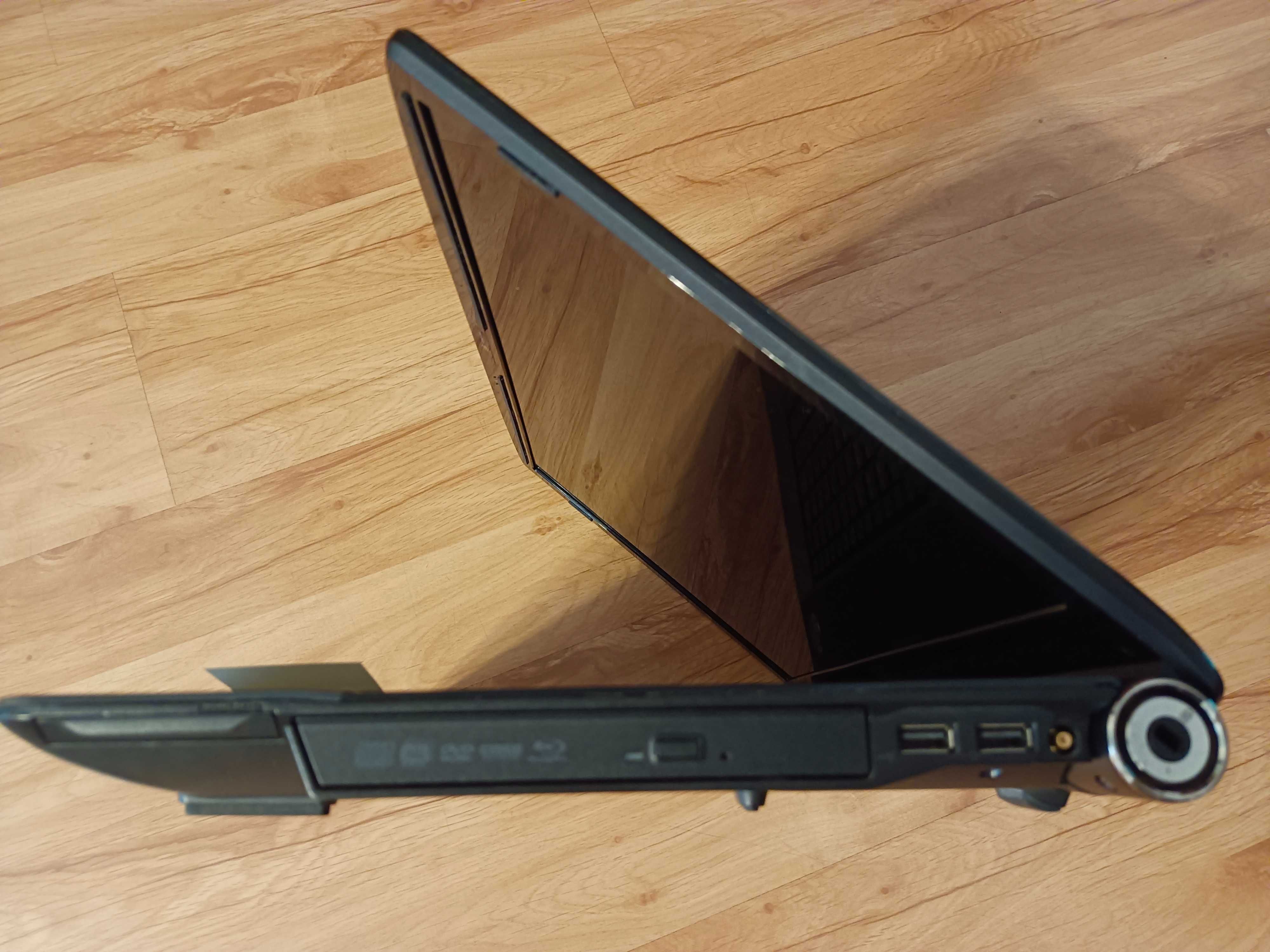 Gratka retro laptop Acer 18,4"