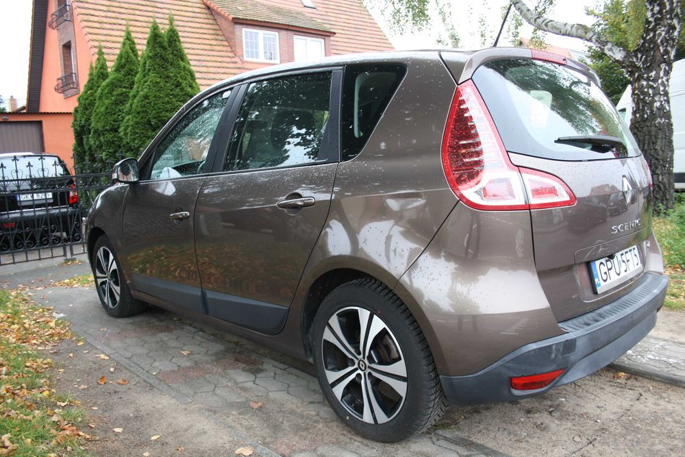 scenic 1.5dci ,super stan,2010r