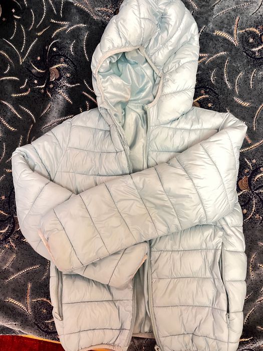 Куртка весняна блакитна