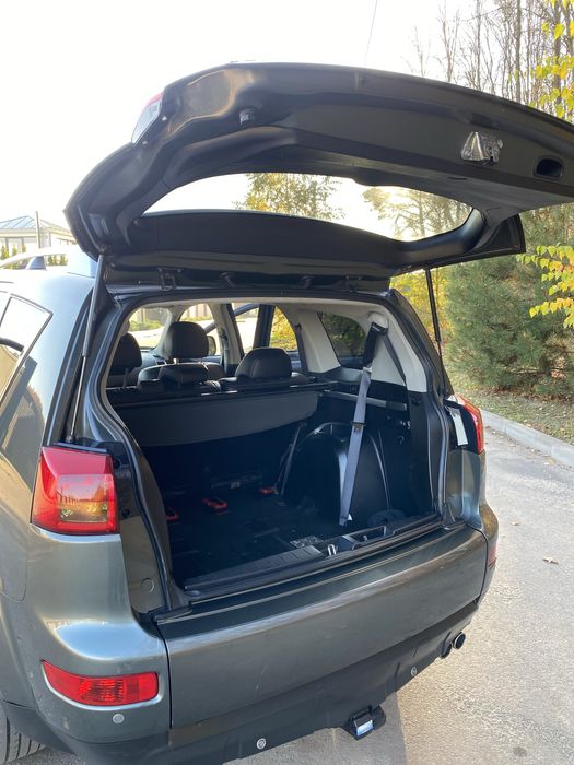 Peugeot 4007, 2010 рік