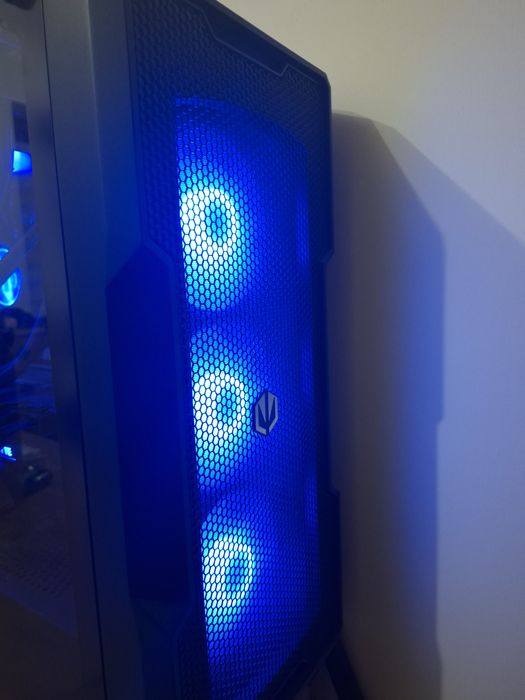 Komputer rtx3060ti AMD Ryzen 7 5700X 16GB RAM