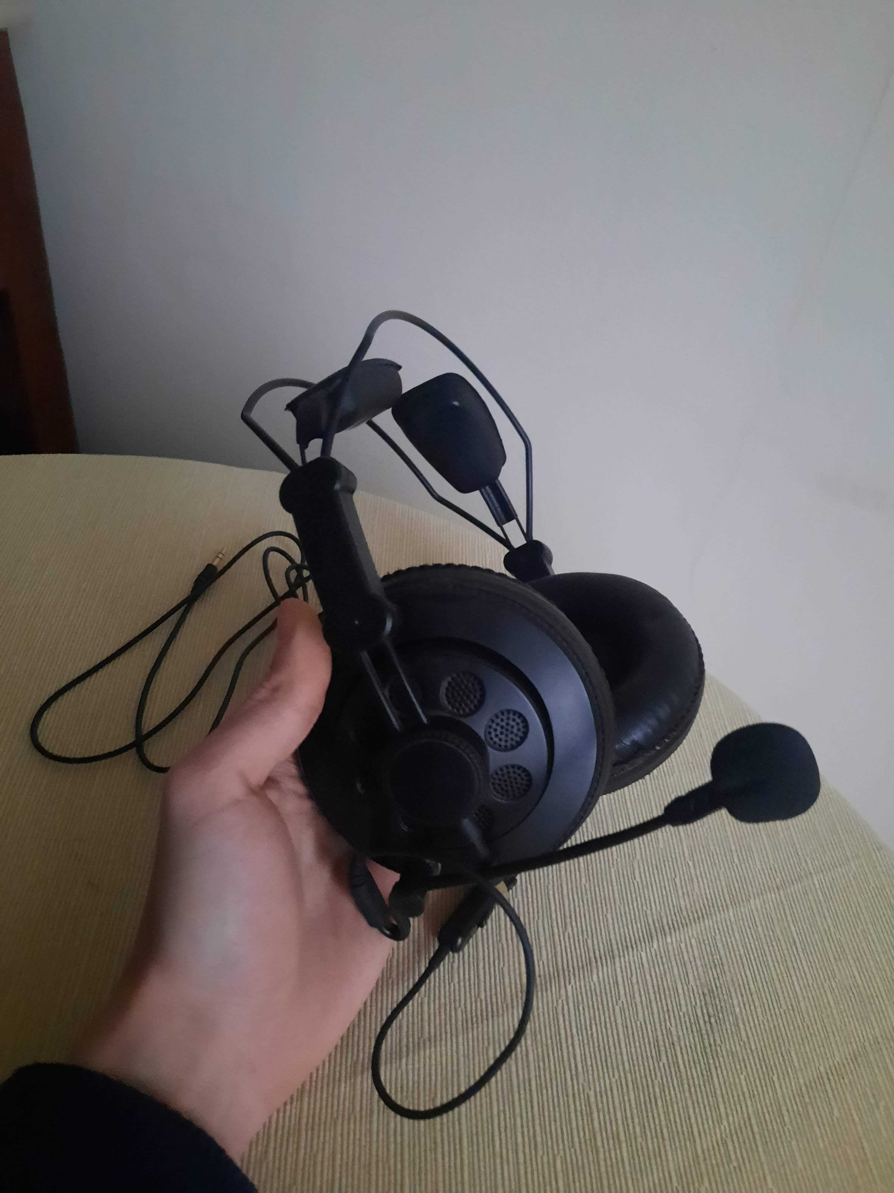 Auscultadores Superlux HD 668B + Anthlion ModMic UNI