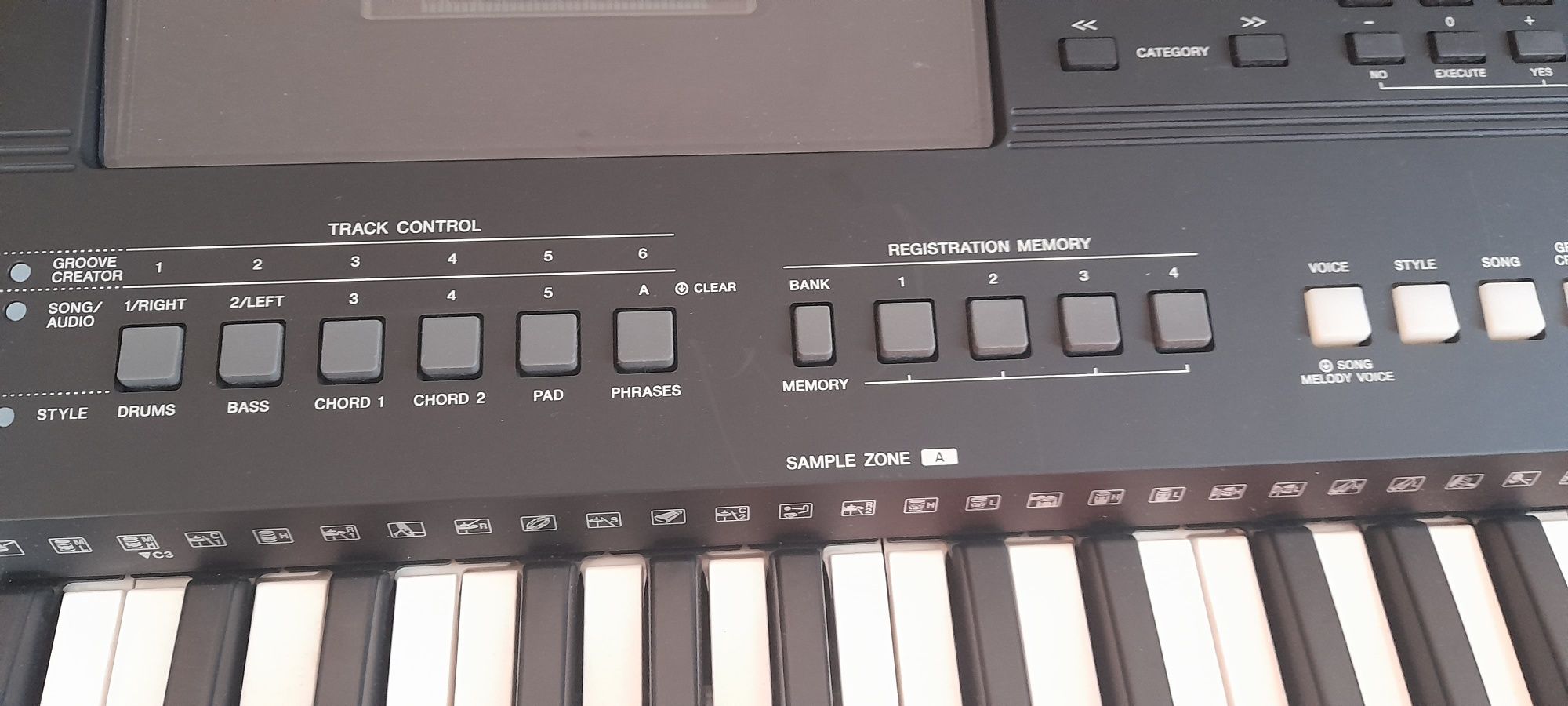 Yamaha PSR E463+gigbag i statyw