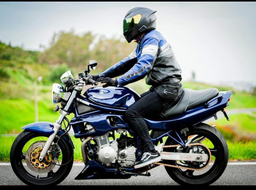 Banco em gel suzuki bandit 96-99