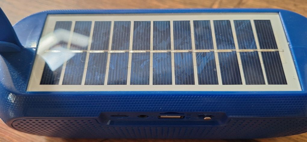 Głośnik Bluetooth z radiem