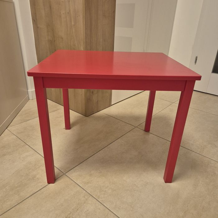 Stolik czerwony dzięcięcy Ikea kritter