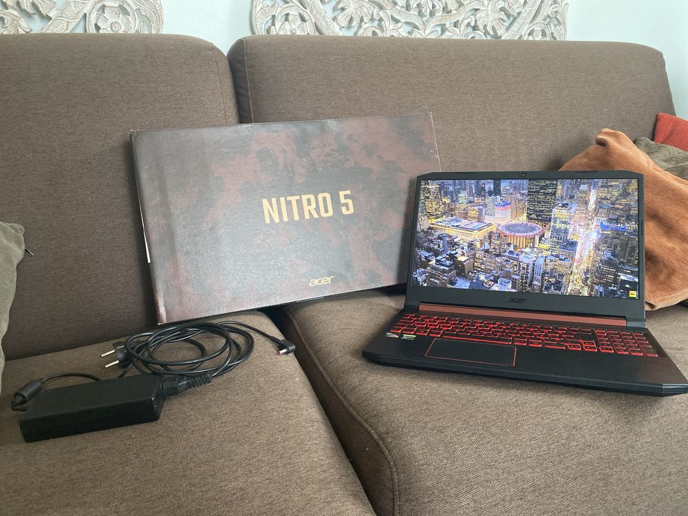 Acer Nitro 5  (Troco por computador Apple)