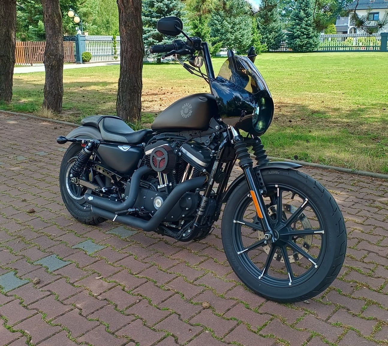 Harley-Davidson XL 883 N IRON 1200 sportster vance