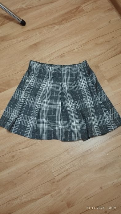 Spódnica w krate rozkloszowana elegancka