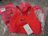 Спортивный новый топ Nike